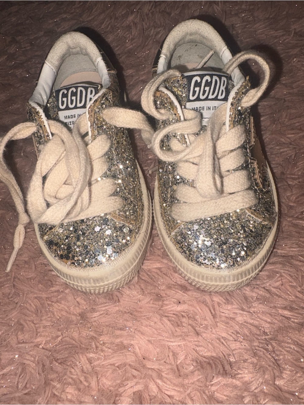 Golden Goose Kids Glitter Low-Top Sneakers in Gold and Cream